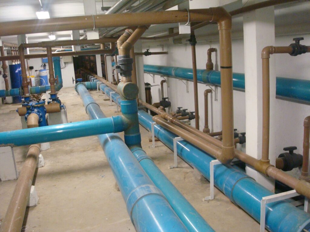 Piscina residencial executada pela Primeiro Mundo